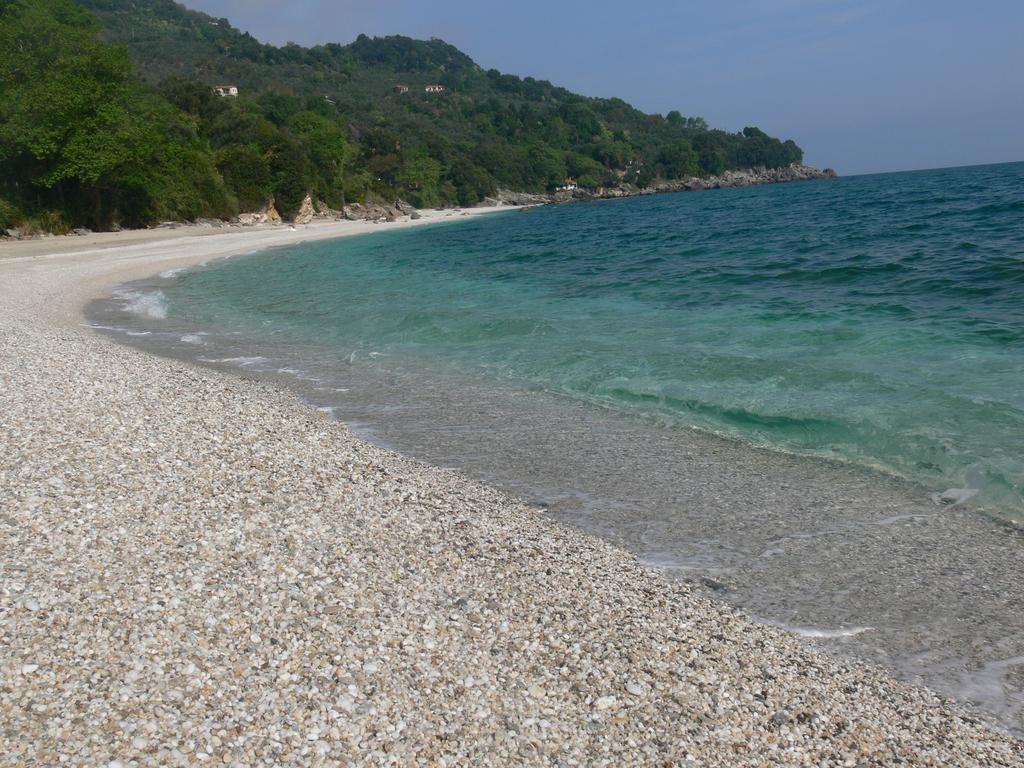 Amanita Boutique Hotel Tsagkarada Buitenkant foto